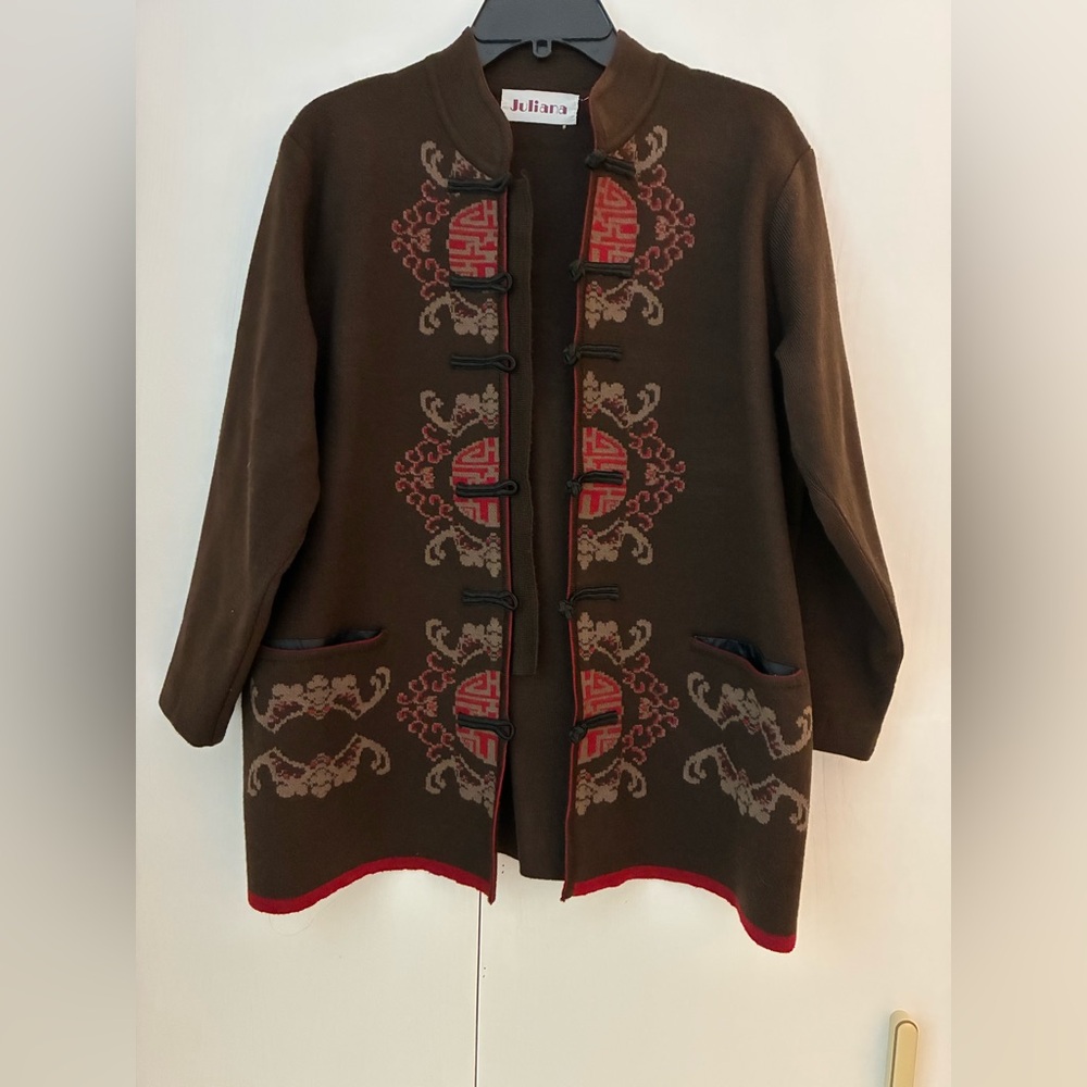 Elegant Asian Frog Closure Style Traditional pattern Women's Sweater Brown